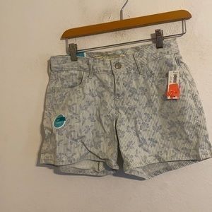 NWT OLD NAVY SHORTS SIZE 0